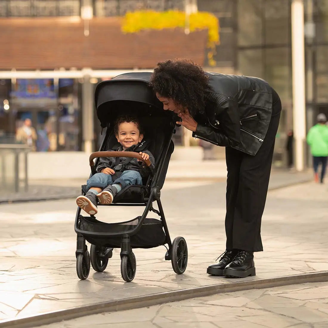 Nuna trvl™ lx Lightweight Stroller