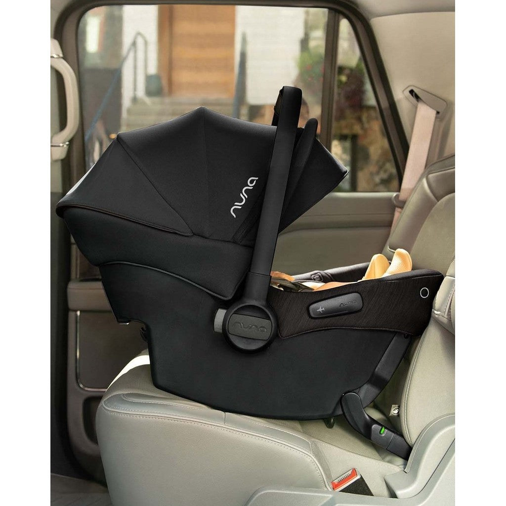 Nuna pipa™ URBN BABY CARRIER / CAR SEAT