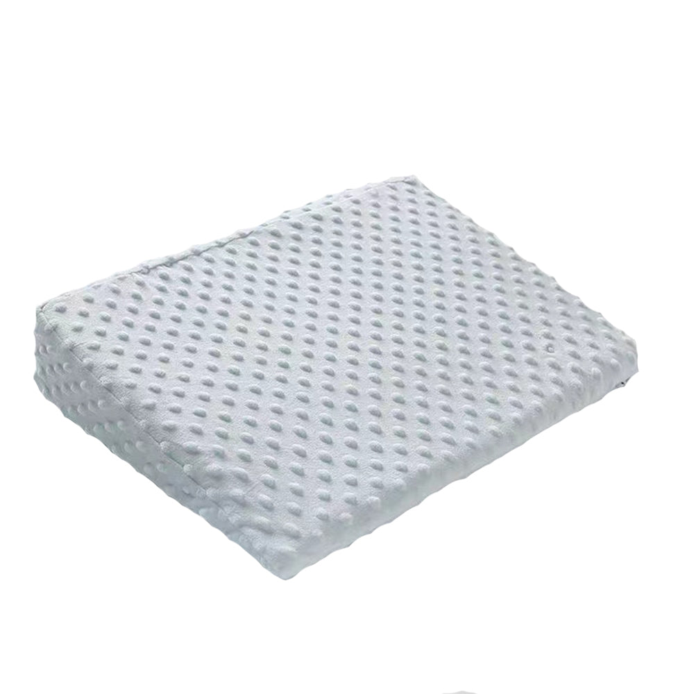 Mums Choice baby wedge pillow / newborn milk spilt prevent ramp pillow
