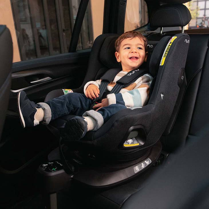 Nuna pruu™ car seat with (ECE R129/03)